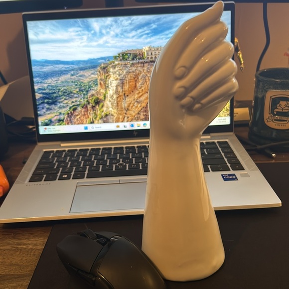 Unique Flower Vase - Picture 5 of 5